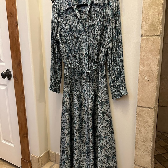 Vince Berry Blooms Midi Pleated Shirt Dress Size L - Picture 3 of 11